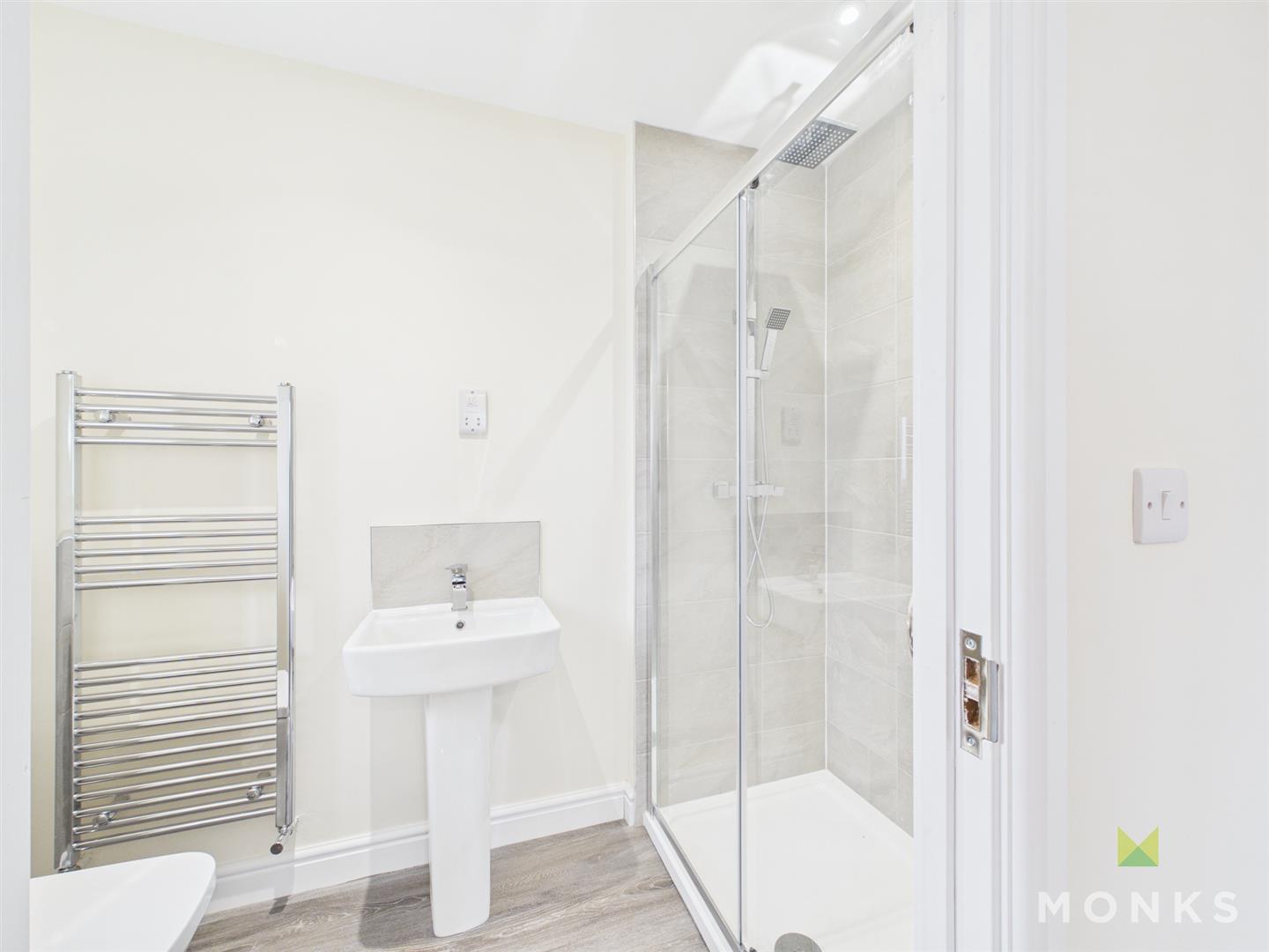 17 Queensway, Shrewsbury, SY4 1BD For Sale